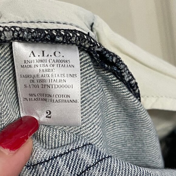 A.L.C. Women's Light Wash Yoko Lace Up Front Mid Rise Slim Relaxed Jeans Size 2 - Picture 6 of 8